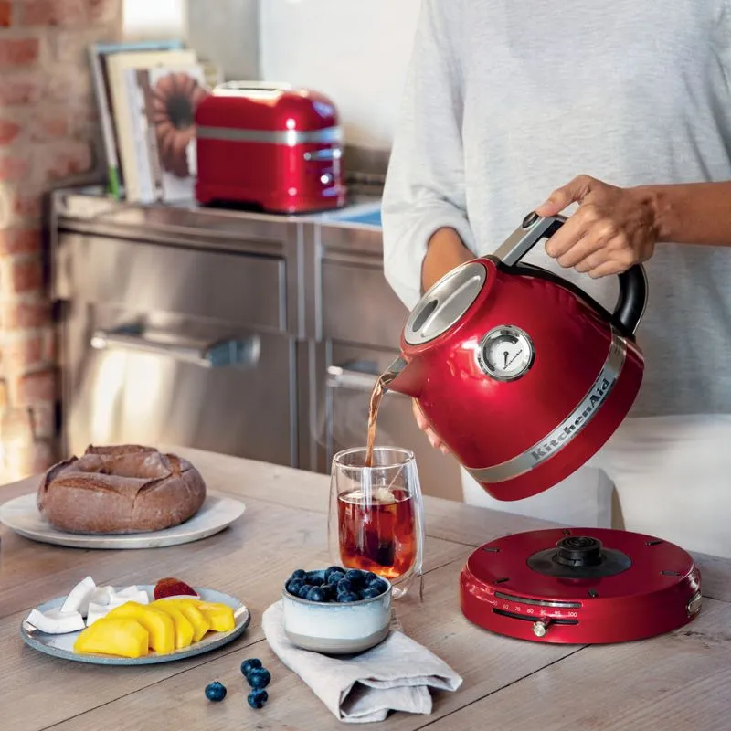 KitchenAid Artisan Kettle 1.5L Candy Apple Red