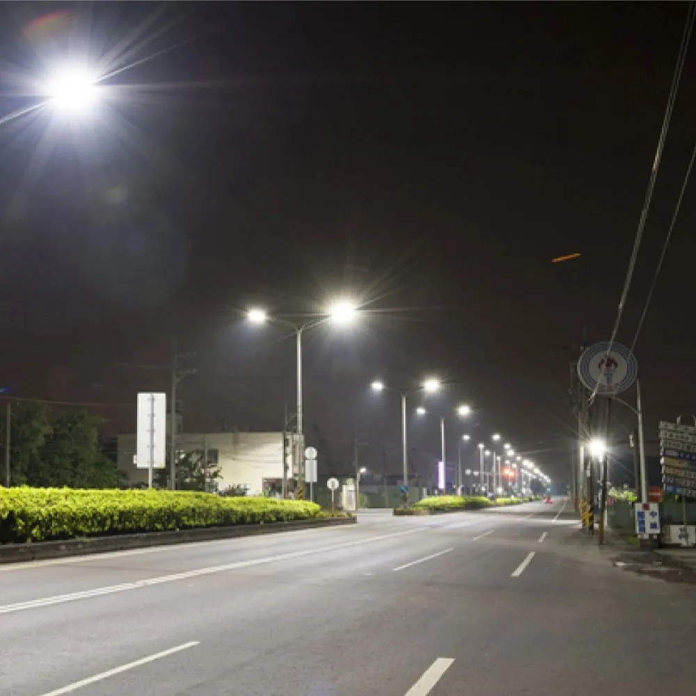 LED Pole Lights With Photocell 450 Watt & 20KV Surge Protector, 5700K, Universal Mount, AC100-277V, Bronze, Car Park Lighting - Street Light