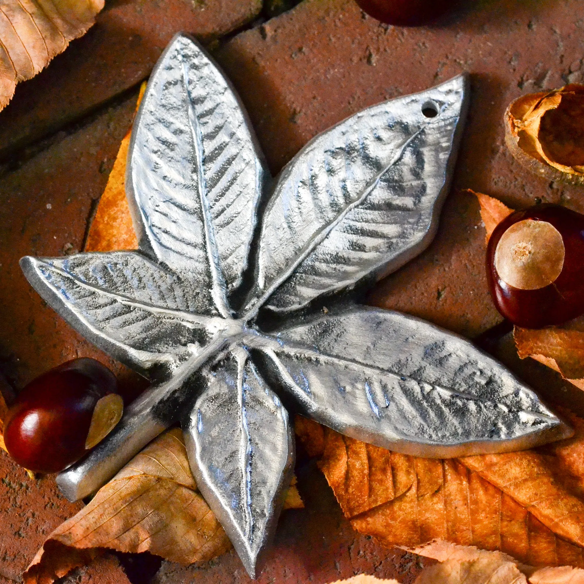 Small Buckeye Leaf Wall Hanging