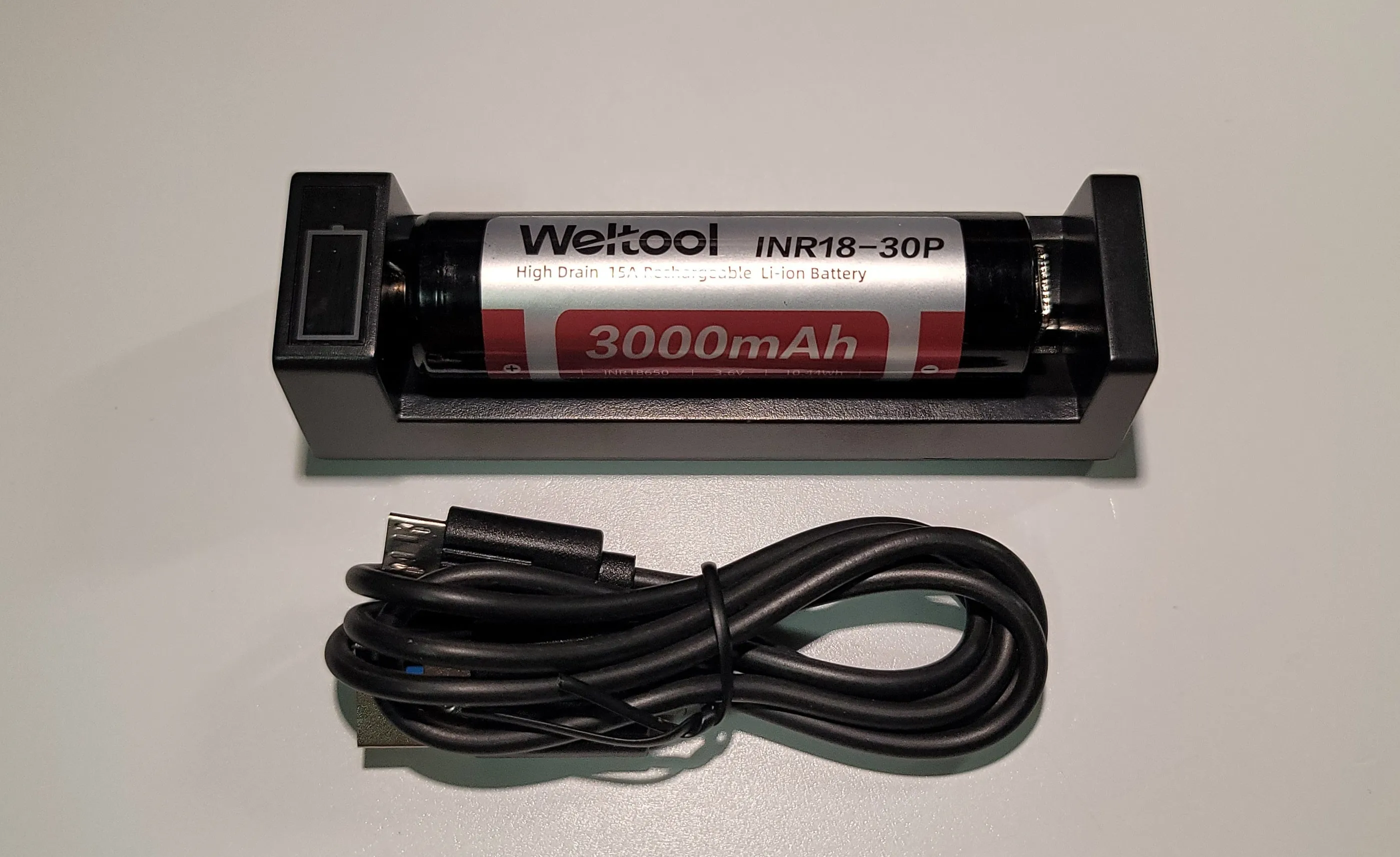 Weltool W1 2-MODE LEP 18650 Flashlight with Spill